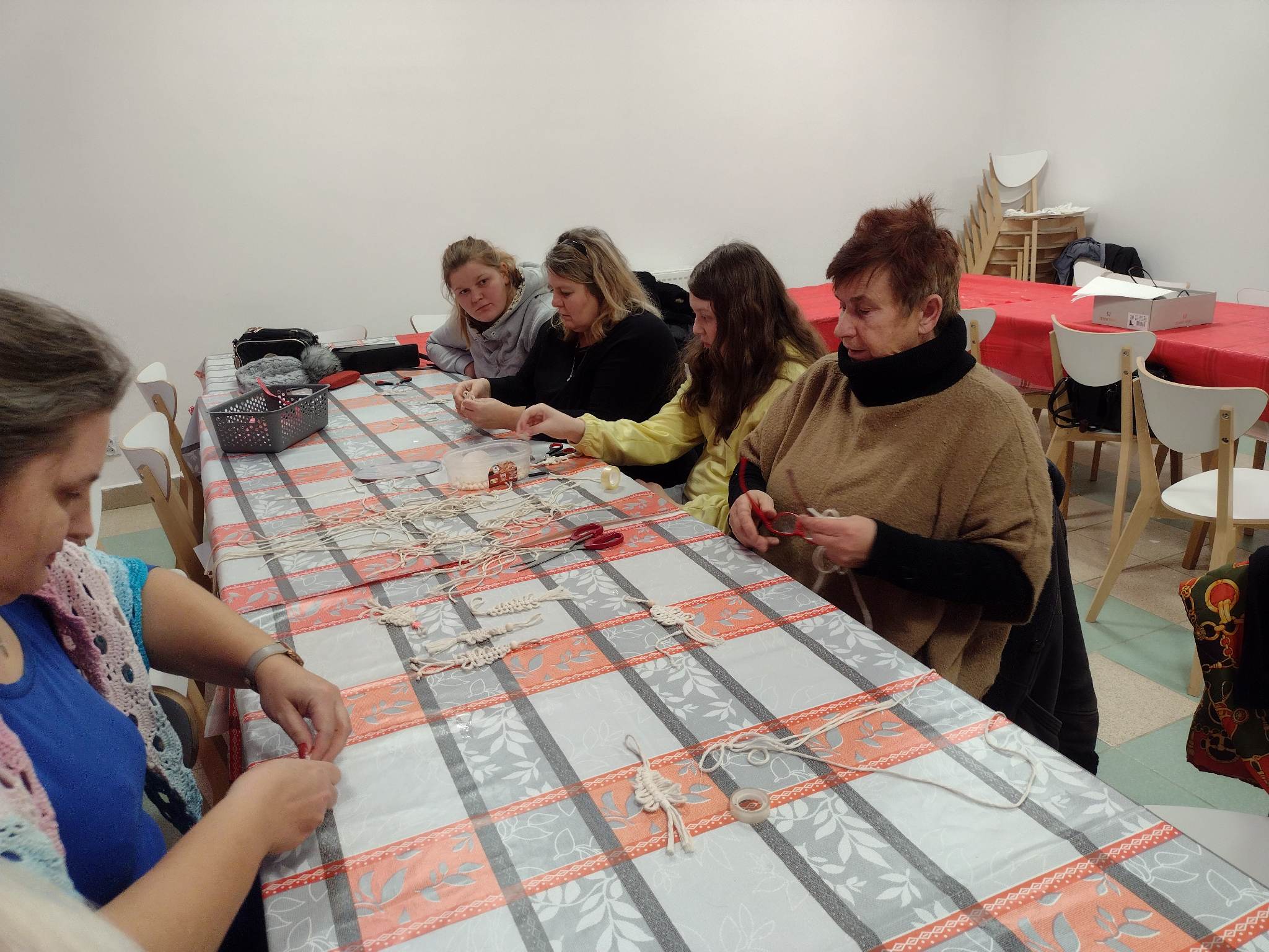 Warsztaty Tworzenia Ozdób w Majdanie Ostrowskim